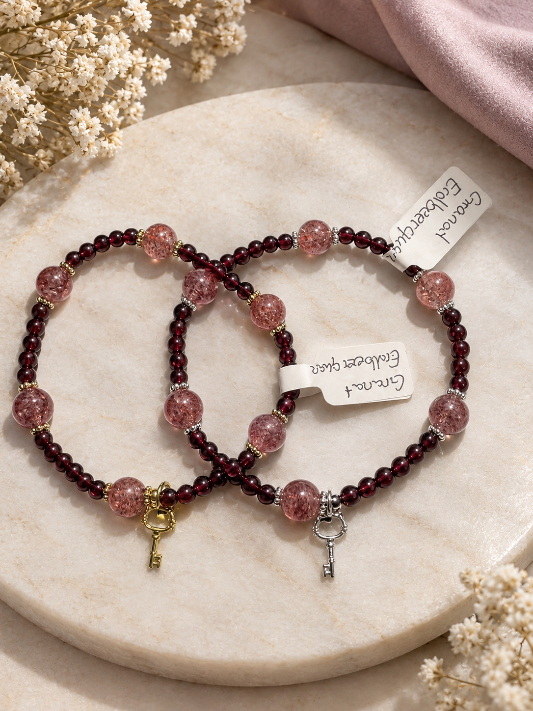 Granat mit Erdbeerquarz